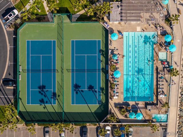 1820 Avenida Del Mundo, Coronado CA: https://media.crmls.org/mediaz/6e1d0753-58ae-404e-8f35-7d16ecb8dc2a.jpg