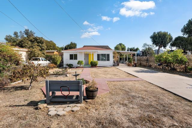 354 Sunrise Drive, San Ysidro CA: https://media.crmls.org/mediaz/6e1d58a0-48ac-47f3-b9a7-6f6b0465ba35.jpg