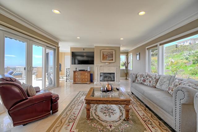 Detail Gallery Image 30 of 46 For 6153 Cobblestone Dr, Ventura,  CA 93003 - 4 Beds | 3/2 Baths