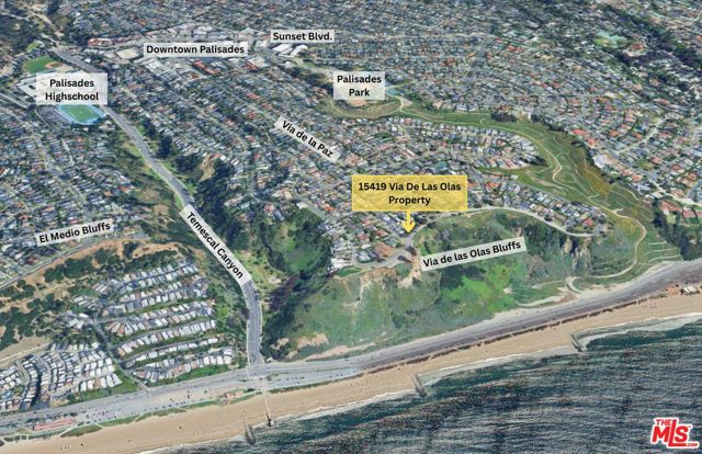 15419 Via De Las Olas, Pacific Palisades CA: https://media.crmls.org/mediaz/6e1e1de6-3099-4c98-ae2e-130a3c250fb4.jpg