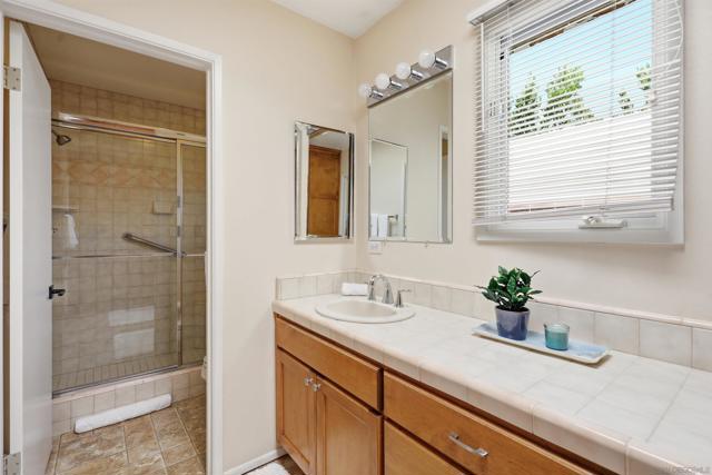 540 Country Club Lane, Coronado CA: https://media.crmls.org/mediaz/6e1e917e-5922-42b3-bb3b-9cc2c2cf24b4.jpg