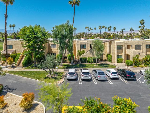 5300 E Waverly Drive, Palm Springs CA: https://media.crmls.org/mediaz/6e211a61-7d42-423a-9d93-61a59f7c3d5f.jpg