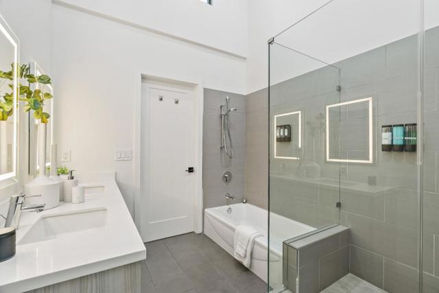 922 Woodside Road, Redwood City CA: https://media.crmls.org/mediaz/6e219f72-740e-45f5-8979-69c2a4ae2e38.jpg