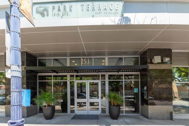 253 10Th Ave, San Diego CA: https://media.crmls.org/mediaz/6e21dc71-603e-45c3-9edb-dfe298ed3ef1.jpg