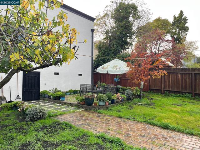 620 Kentucky St, Vallejo CA: https://media.crmls.org/mediaz/6e21e34f-ec3b-455b-833f-4d384d418202.jpg