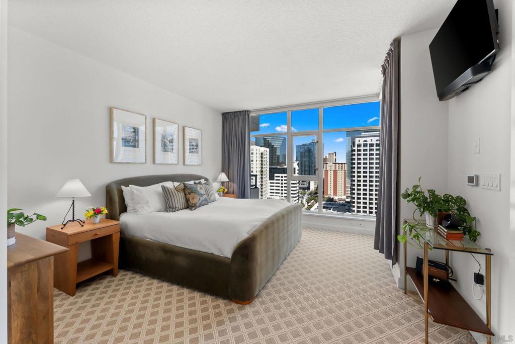 1199 Pacific Highway - photo 12