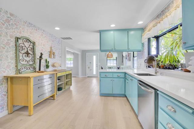 111 E Hedding Street, San Jose CA: https://media.crmls.org/mediaz/6e251ccf-1009-4e65-9b1f-b19e113ab53c.jpg
