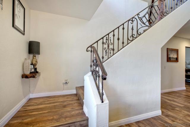 2064 Santa Margarita Dr., Fallbrook CA: https://media.crmls.org/mediaz/6e25e16d-0e85-479f-8fa2-c59b06deed42.jpg