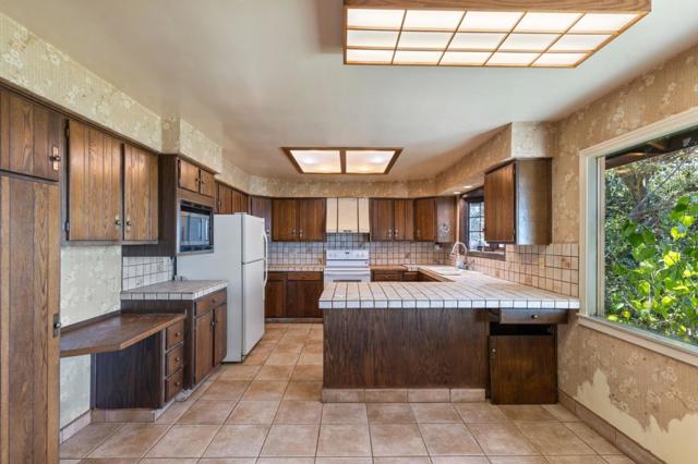 12095 Mount Hamilton Road, San Jose CA: https://media.crmls.org/mediaz/6e26951e-a7eb-47a8-873b-a328d30d37ec.jpg