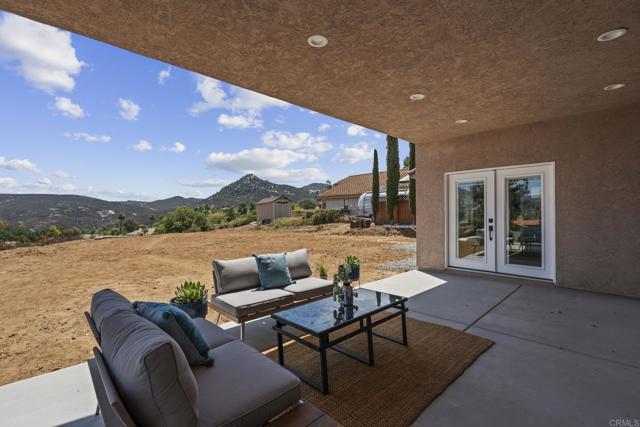 Detail Gallery Image 11 of 20 For 23627 Calistoga Pl, Ramona,  CA 92065 - 3 Beds | 2/1 Baths