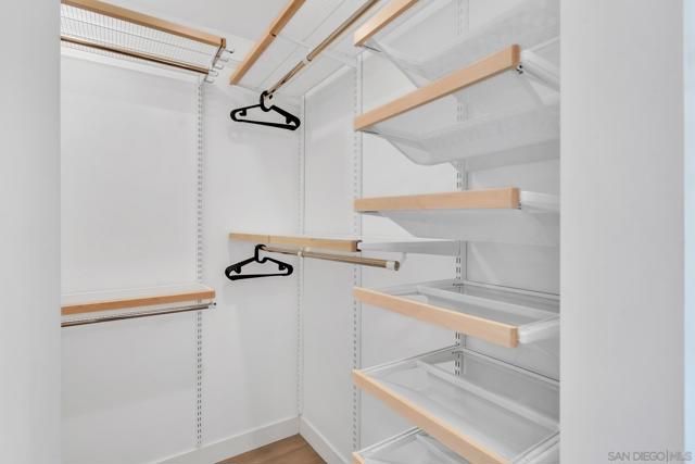 50 Montego Ct, Coronado CA: https://media.crmls.org/mediaz/6e283b35-5876-4c61-86ca-878dfb61b2a8.jpg
