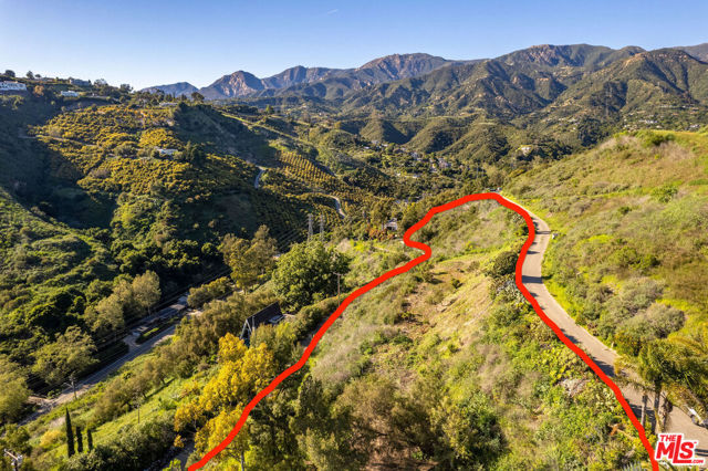 416 Ranchito Vista Road, Santa Barbara CA: https://media.crmls.org/mediaz/6e28ee03-e8c8-4a12-9bad-ac097822d8ae.jpg