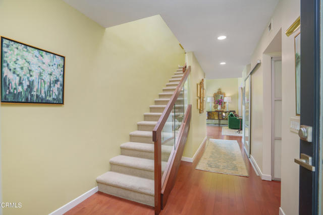 Detail Gallery Image 20 of 44 For 108 S Grand Ave, Pasadena,  CA 91105 - 3 Beds | 2/1 Baths