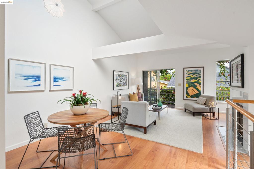 1812 Dwight Way #1/2