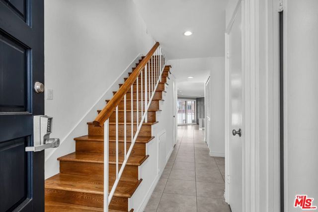 7301 Vista Del Mar, Playa del Rey CA: https://media.crmls.org/mediaz/6e2a1e77-28d8-4586-82ec-b335629f5c85.jpg