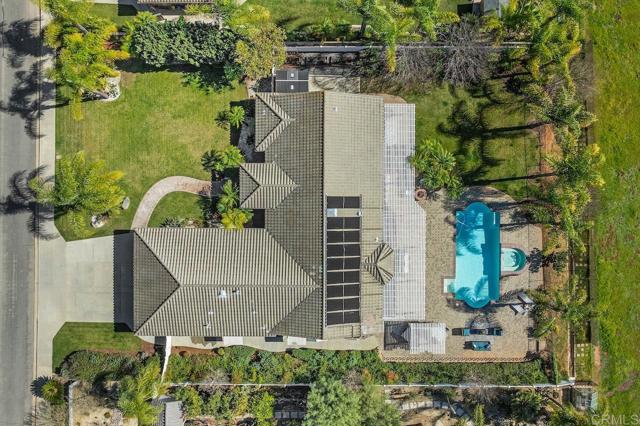 Detail Gallery Image 3 of 46 For 1314 Deerbrook Dr, San Marcos,  CA 92069 - 4 Beds | 3/2 Baths