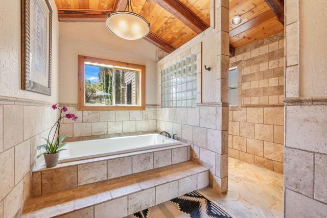 36958 Goldshot Creek Road, Mountain Center CA: https://media.crmls.org/mediaz/6e2f8728-46dd-46af-9573-1f4dc67954a5.jpg