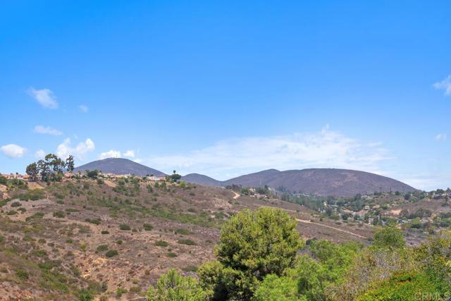 9378 Chabola Road, San Diego CA: https://media.crmls.org/mediaz/6e2fc433-5db4-4a19-a88b-e867dcdfb5c5.jpg