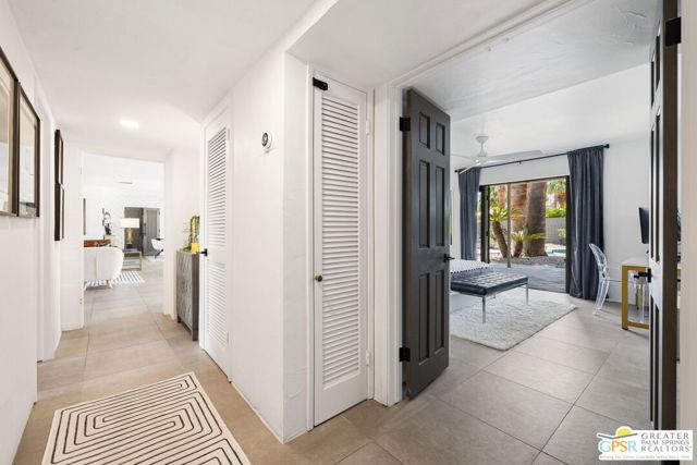 1251 E San Lorenzo Road, Palm Springs CA: https://media.crmls.org/mediaz/6e2ffe46-8eb1-460a-9223-711c1baab4b5.jpg