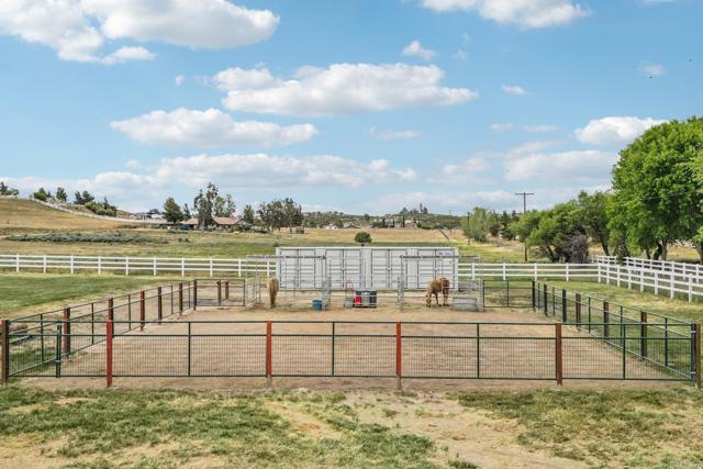 Image 33 of 61 For 41879 Indian Hill Trail