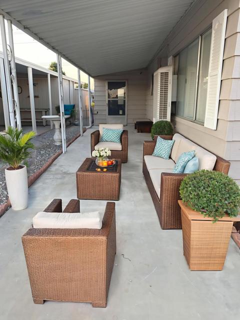 601 N Kirby Street, Hemet CA: https://media.crmls.org/mediaz/6e311a3f-ab91-4fbe-8e55-abf705d439da.jpg