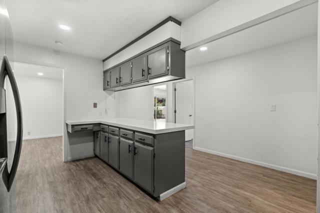 190 W Mckenzie Avenue, Stockton CA: https://media.crmls.org/mediaz/6e31f8ca-06a5-4a0b-952d-d0d4910a9a48.jpg