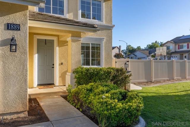 1889 Autumn Ln, Vista CA: https://media.crmls.org/mediaz/6e329eac-0a74-45fd-ac6a-a0611ae85c68.jpg
