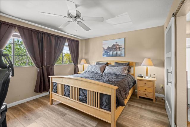 10965 Elderwood Ct, Scripps Miramar CA: https://media.crmls.org/mediaz/6e32b20f-5680-4777-bad1-ae09c667ace4.jpg