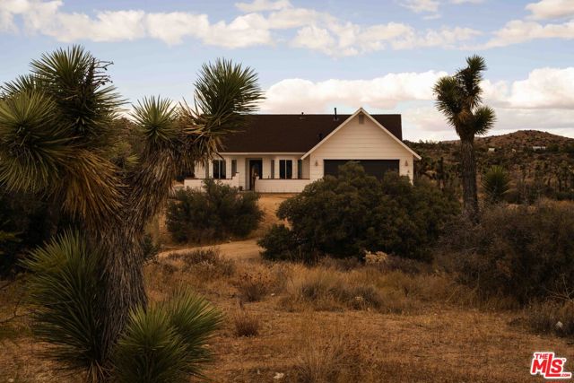 50950 Burns Canyon Road, Pioneertown CA: https://media.crmls.org/mediaz/6e3349f5-b7b0-47a2-9745-6c731e3eaae2.jpg