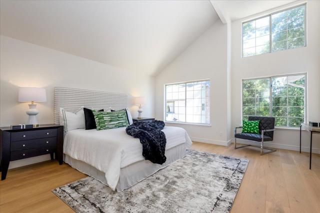 18 Melvin Henry Court, Redwood City CA: https://media.crmls.org/mediaz/6e3398b8-27c7-4d11-b5a6-43622cf72994.jpg