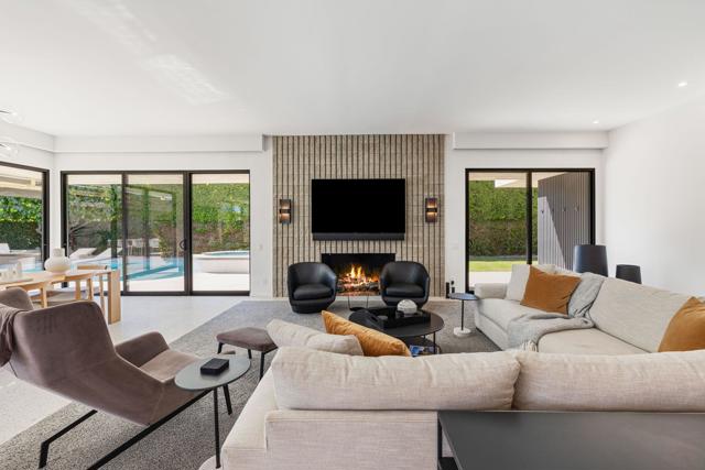 133 Columbia Drive, Rancho Mirage CA: https://media.crmls.org/mediaz/6e34f343-e18a-4a02-8ec9-de2536487e76.jpg