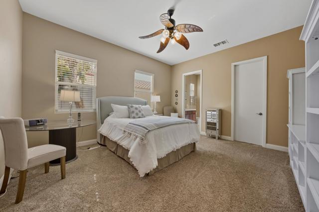 51686 Via Sorrento, La Quinta CA: https://media.crmls.org/mediaz/6e34f632-1915-456d-8577-367c6b2a401b.jpg