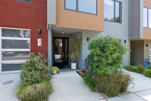 304 Thomas Terrace, Scotts Valley CA: https://media.crmls.org/mediaz/6e351e6a-ba09-44ce-8a5a-775cb72f555a.jpg