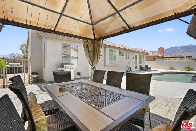 69730 Mccallum Way, Cathedral City CA: https://media.crmls.org/mediaz/6e364d48-b19e-422e-a5f9-8923c386d1c6.jpg