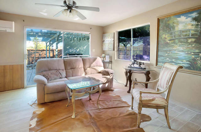 5134 Mormon Avenue, Yucca Valley CA: https://media.crmls.org/mediaz/6e371134-e5d9-4759-8774-57eae2740f08.jpg