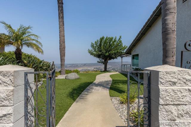 6276 Del Paso Ave, San Diego CA: https://media.crmls.org/mediaz/6e37119f-4566-4c7d-9cc1-5876e9c18594.jpg