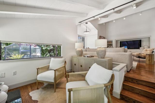138 Bolivar Lane, Portola Valley CA: https://media.crmls.org/mediaz/6e375f9b-aa60-4977-9706-4264d5574969.jpg