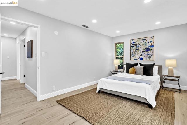 4369 Nelson DR, Richmond CA: https://media.crmls.org/mediaz/6e378fb9-c294-4ab6-b47f-feebf04fc6d8.jpg