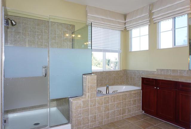 Image 23 of 35 For 1710 Salamoni Court
