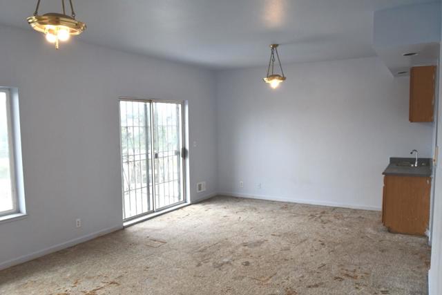 773 Gates Street, San Francisco CA: https://media.crmls.org/mediaz/6e3982a5-1a2c-4731-b4fd-31be2a4a345a.jpg