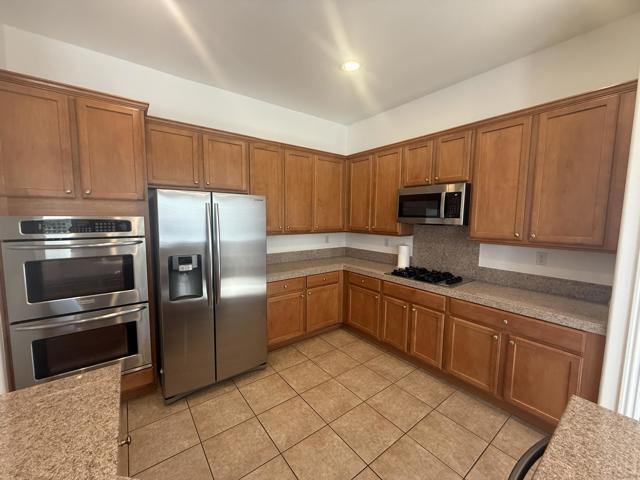 103 Romanza Lane, Palm Desert CA: https://media.crmls.org/mediaz/6e3b12ed-16f0-45b8-8e07-7be7f628a755.jpg