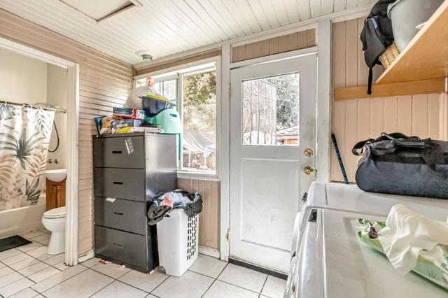 37 Union Street, San Jose CA: https://media.crmls.org/mediaz/6e3bb415-0187-4dea-aca1-6b8d608a9ce7.jpg