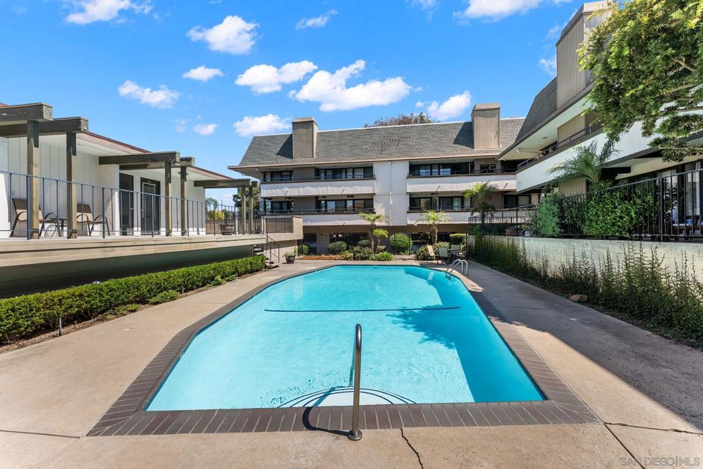 MLS #250039179SD image #22