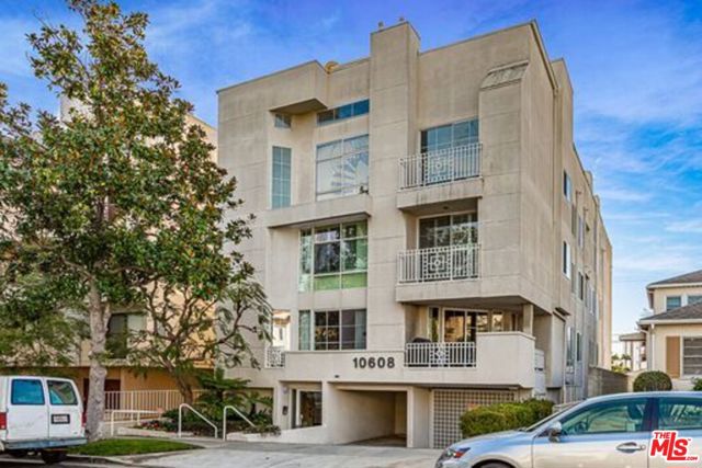 10608 Wilkins Ave #301, Los Angeles, CA 90024