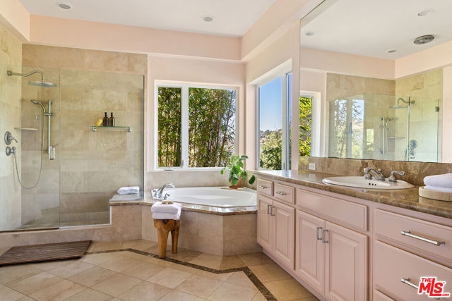 2671 Astral Drive, Los Angeles CA: https://media.crmls.org/mediaz/6e3cb5b8-69f6-4ca5-86a7-92e64efc941e.jpg