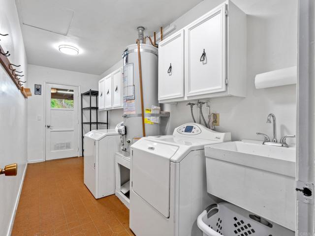 Detail Gallery Image 37 of 53 For 1130 Pebble Springs Ln, Escondido,  CA 92026 - 3 Beds | 2 Baths