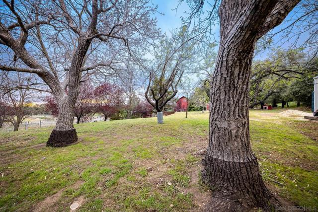 4026 Highway 78, Julian CA: https://media.crmls.org/mediaz/6e3ce55e-e047-40fb-8fdd-849d35ae45a7.jpg