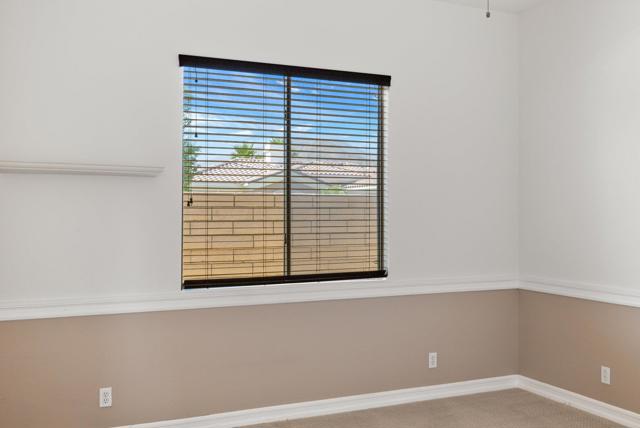 49595 Marne Court, La Quinta CA: https://media.crmls.org/mediaz/6e3d0aab-b21e-438f-84e0-aae697ce386d.jpg
