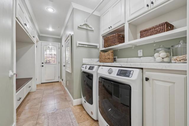 830 Monte Rosa Drive, Menlo Park CA: https://media.crmls.org/mediaz/6e3dcfe0-9dd6-48a6-bbfd-ddc3ee40a181.jpg