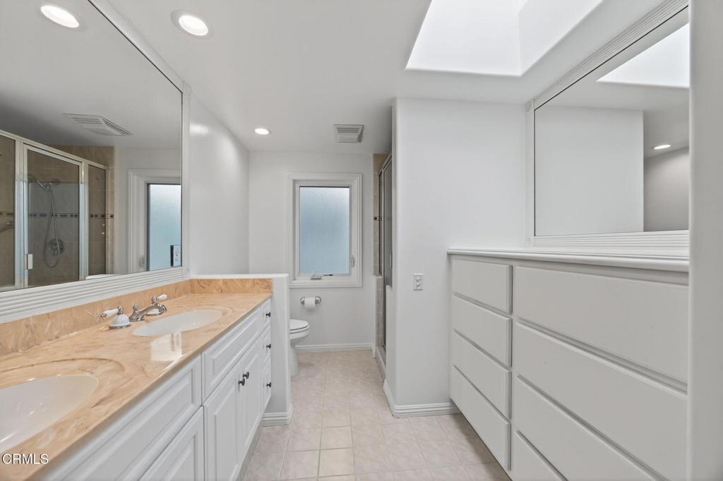 MLS #V1-33403 image #28